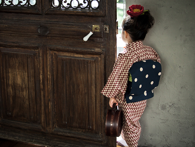 おしゃれなアンティーク着物、1点ものの作家着物で特別な前撮り！東京キモノガール七五三撮影プラン